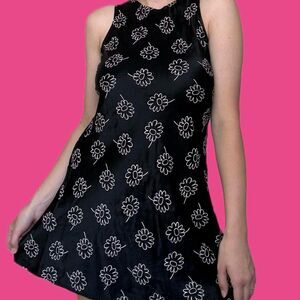 Breakin-loose Women's Black Daisy Dress